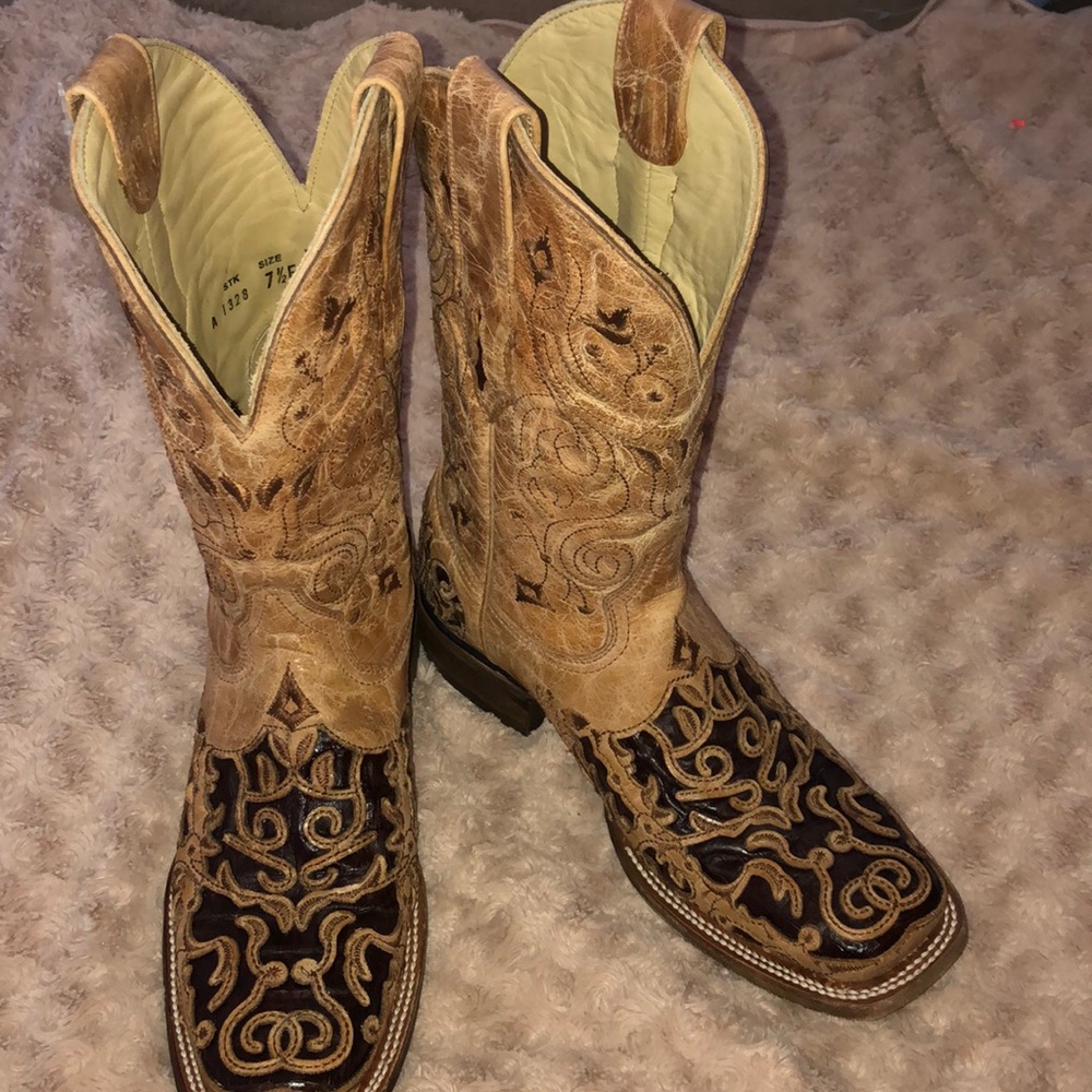 Corral boots - Picture 2 of 7